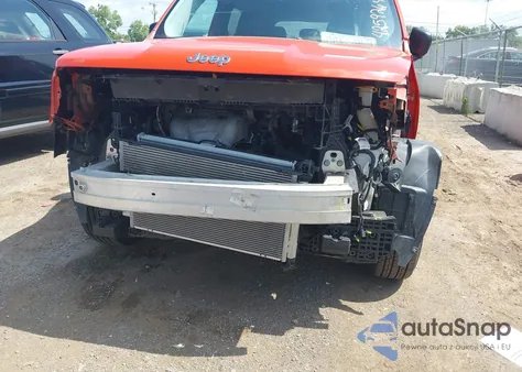 2017 Jeep Renegade Sport 4X4 from USA, damaged, VIN ZACCJBAB5HPG00721